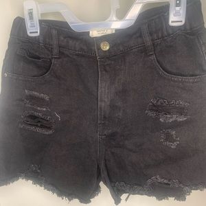 Black distressed shorts